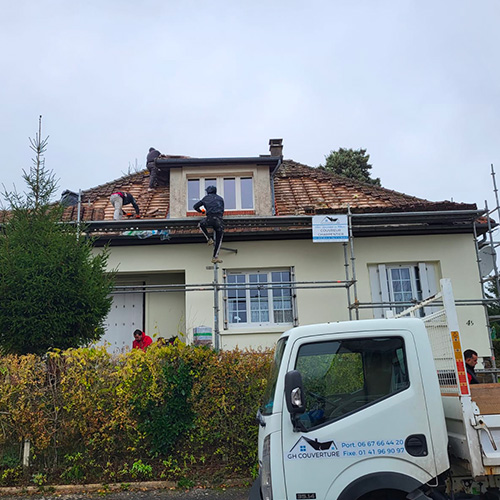 Couverture à Châtenay-Malabry (92290) dans les Hauts-de-Seine (92)