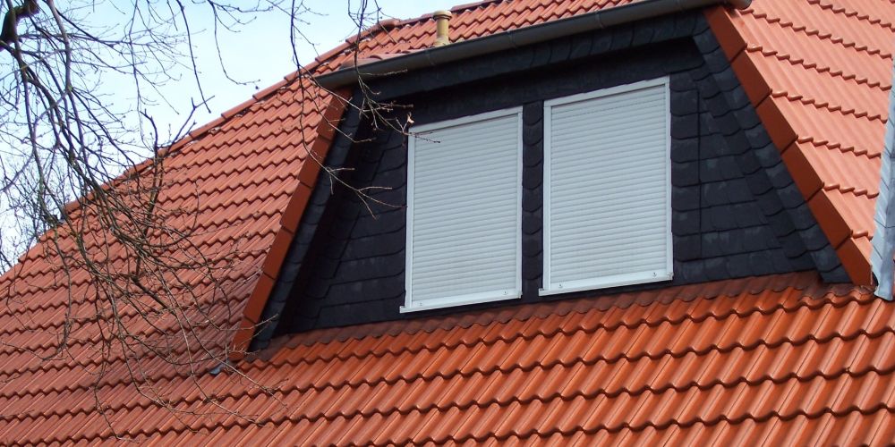 Nettoyage et démoussage de toiture à Châtenay-Malabry (92290) dans les Hauts-de-Seine (92)